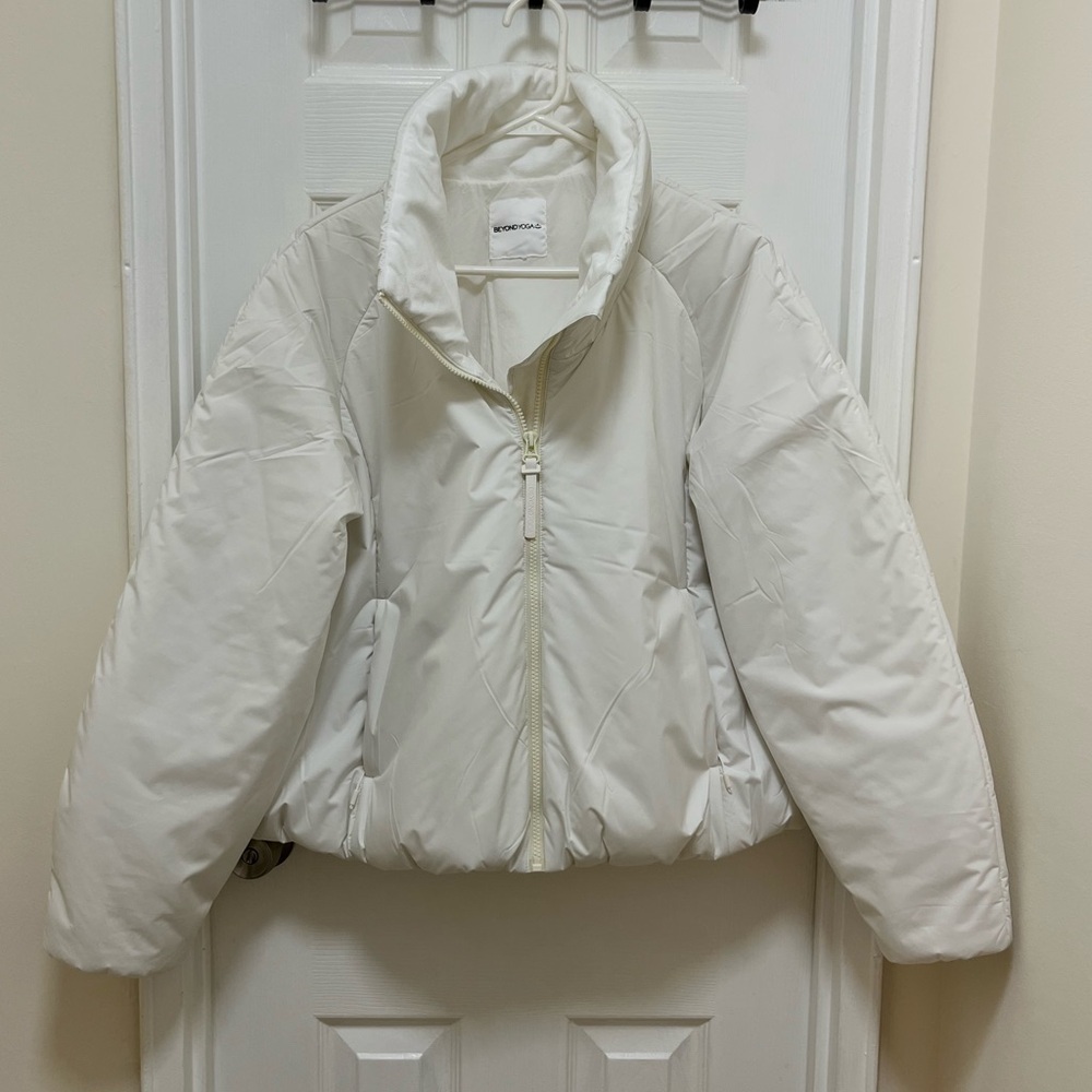 Beyond Yoga Puffer Jacket